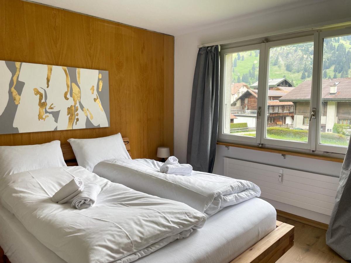 Swiss Alps Lodge Kandersteg Bagian luar foto